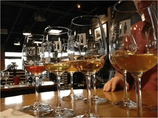 納帕谷:全域旅游典范工業(yè)旅游標桿特色小鎮(zhèn)魁首、酒莊游天堂